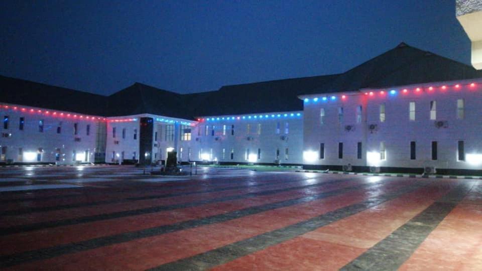 Murphy'S Mansion Resort Umuahia Exterior foto