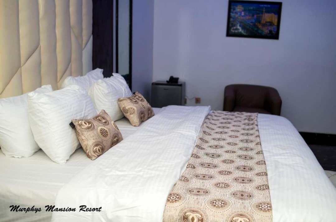 Murphy'S Mansion Resort Umuahia Exterior foto